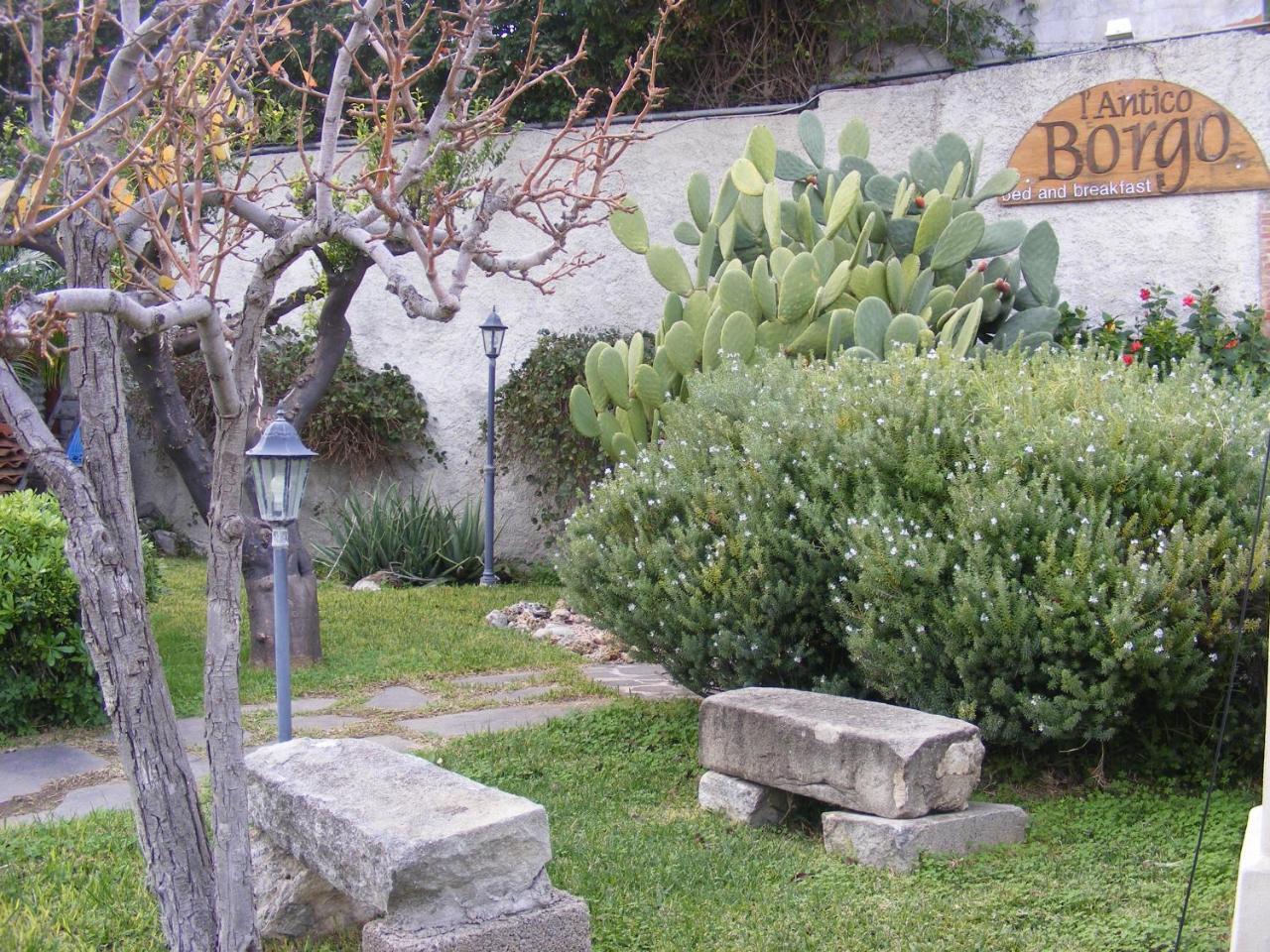 ミラッツォ L'Antico Borgo Bed & Breakfast エクステリア 写真